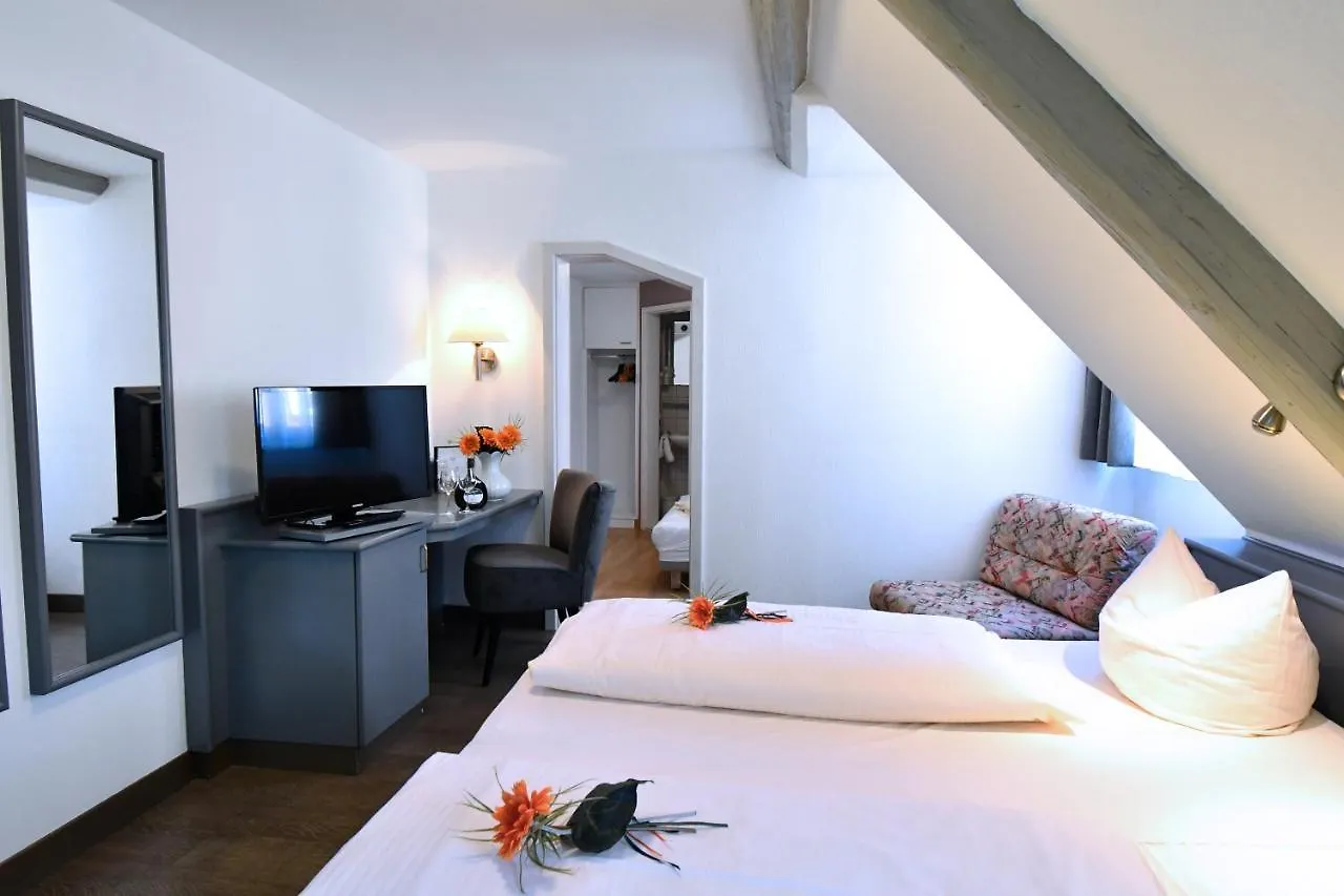 Gasthof Gruener Baum Dettelbach Hotel